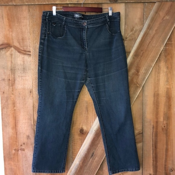 REITMANS Jeans Size 18 Petite - Picture 1 of 10